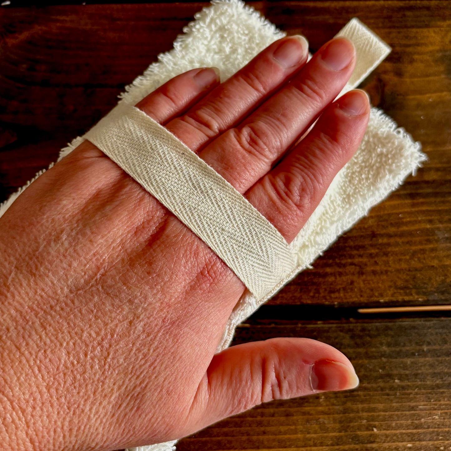 Linen & Loam Bath Mitt