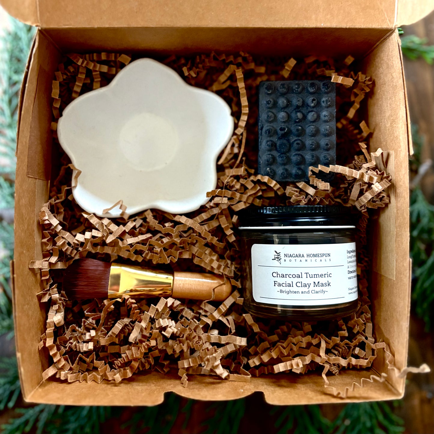 Handmade Jesmonite Petal Bowl & Facial Mask