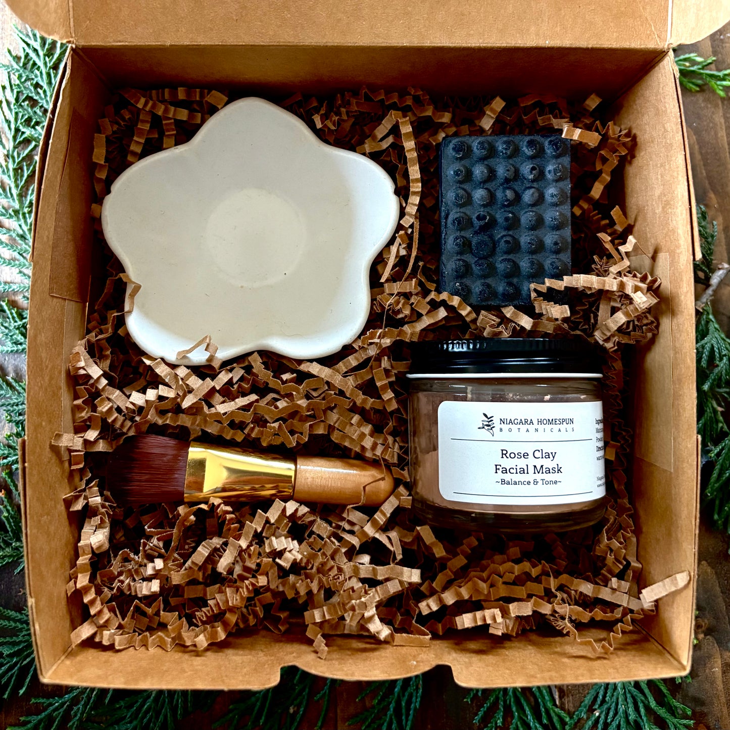 Handmade Jesmonite Petal Bowl & Facial Mask